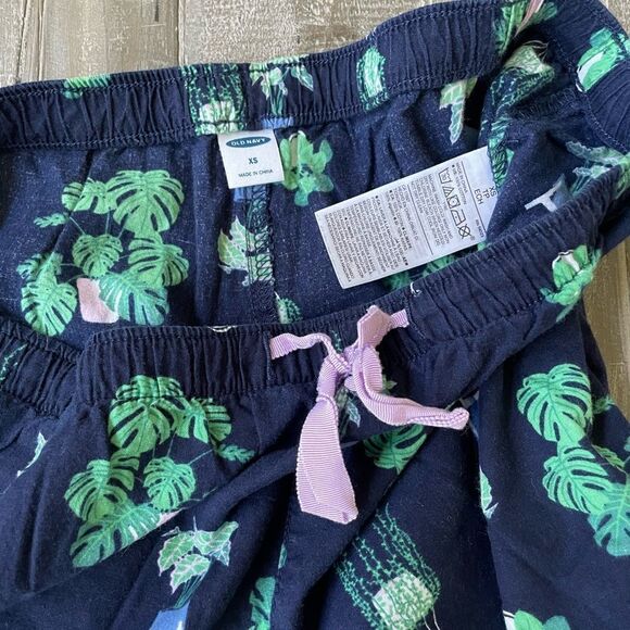 Old Navy Plant Monstera Plants Botanical Pajama Pants PJs XS - Picture 2 of 2